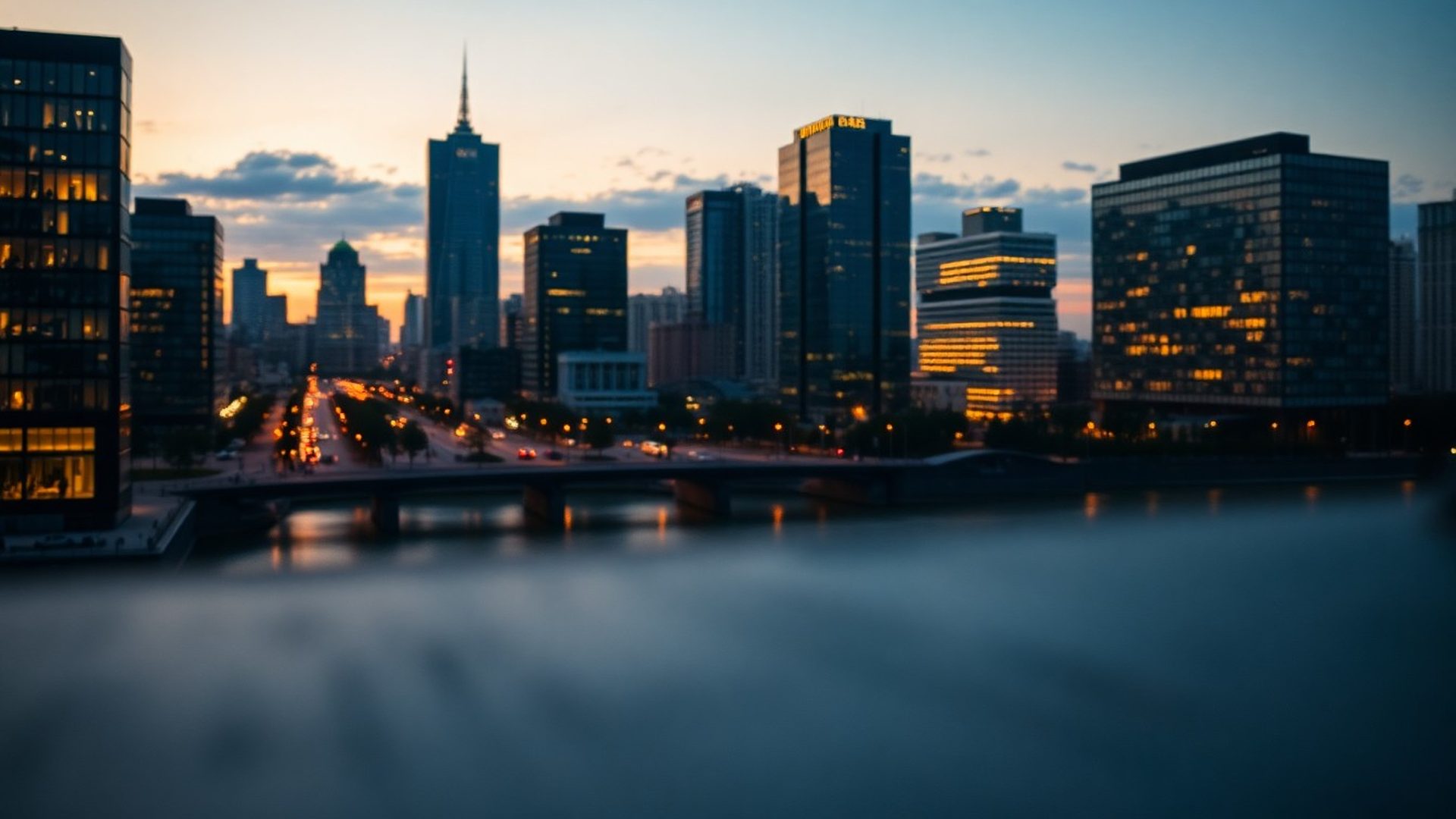 Skyline urban în tonuri de cărbune și auriu